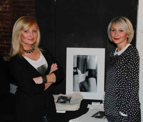 Natalie Burlutskaya, Maria Kordova, demonstrating Objects Reartiste